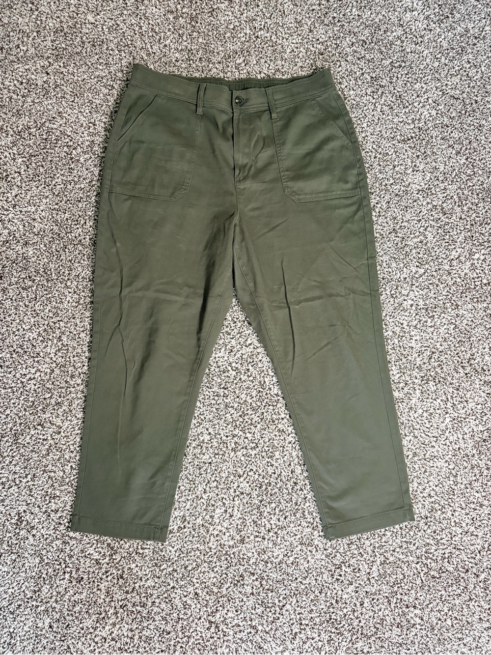 St. John's Bay Women's Size 16 Green
Cotton stretch pants Pre-Owned